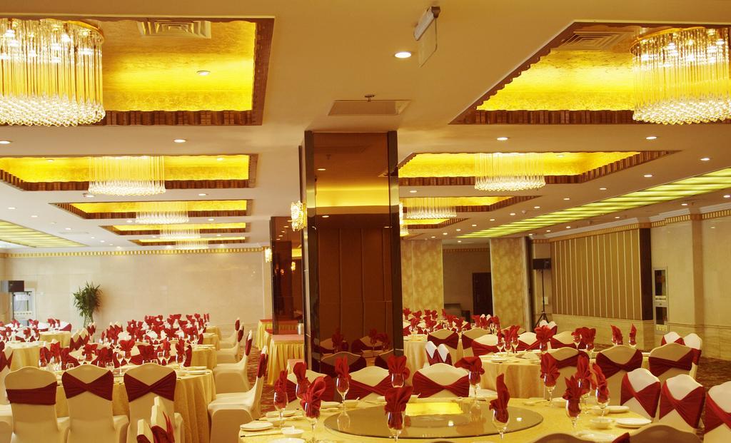 Century Hotel 타이창 외부 사진