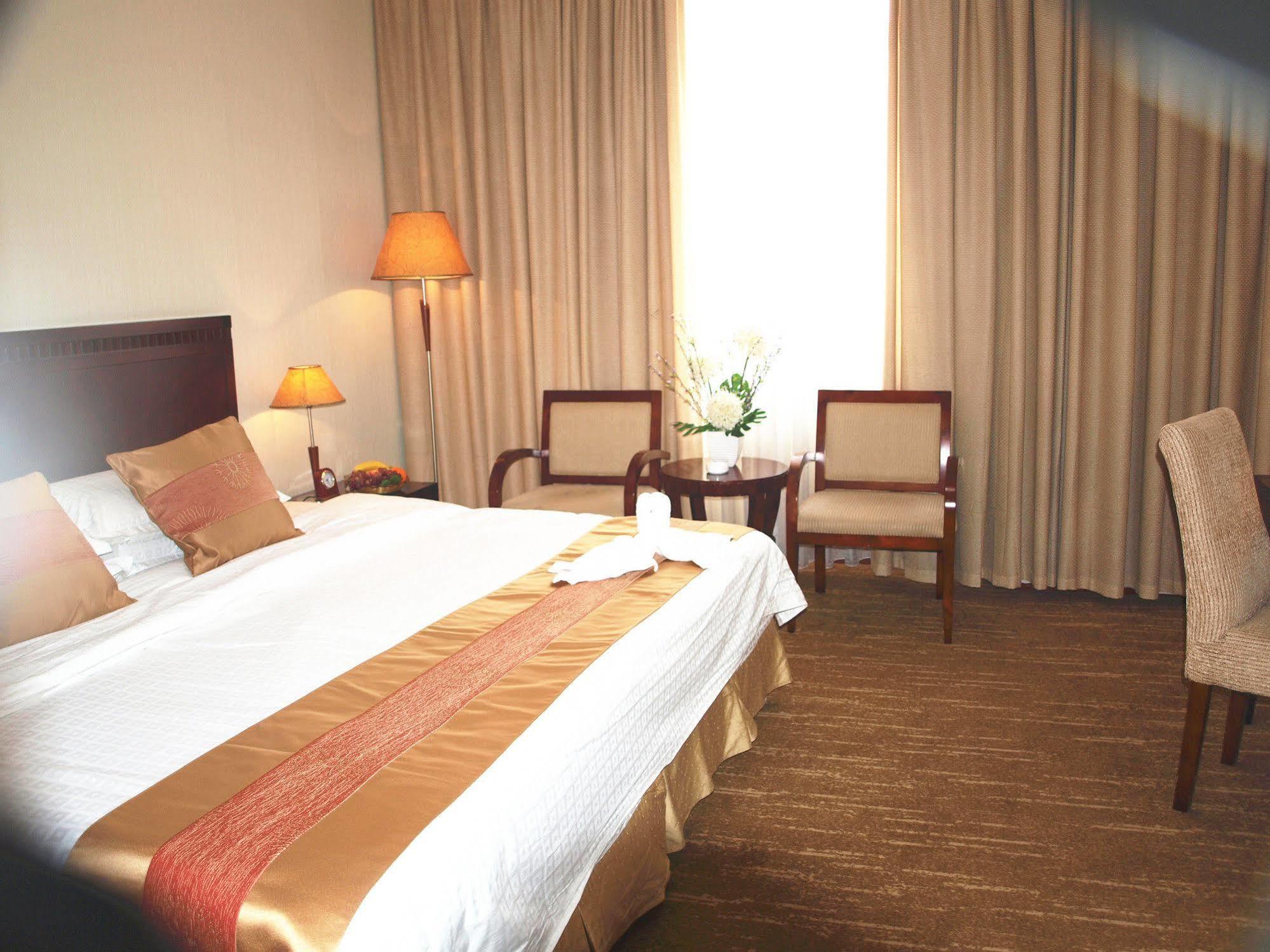 Century Hotel 타이창 외부 사진